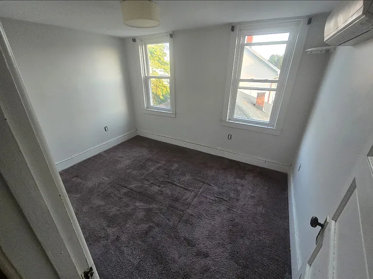 1515 Chelsea Ave — Photo 6