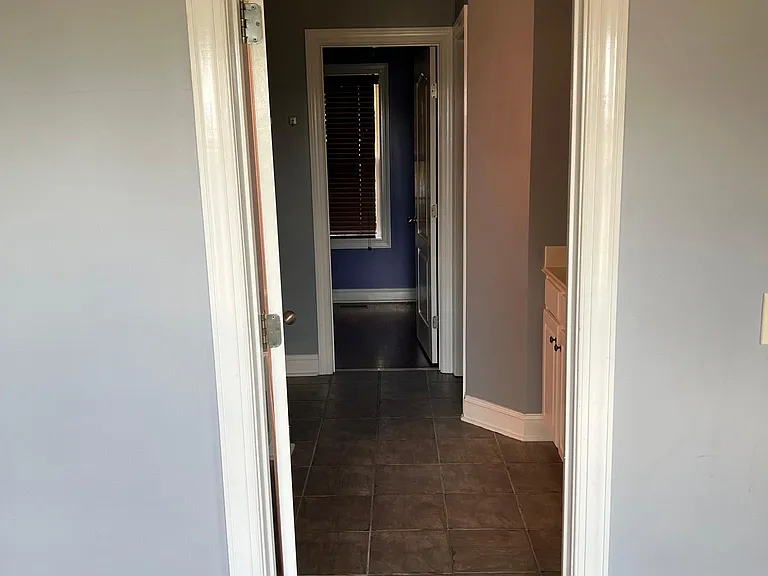 109 Fieldcrest Cir — Photo 6