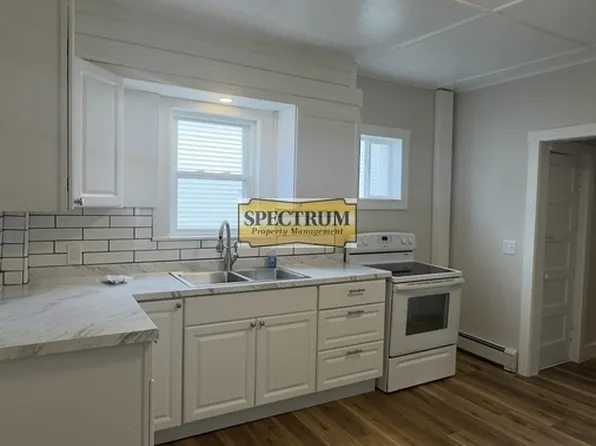 11 Gray St, Waterville, ME