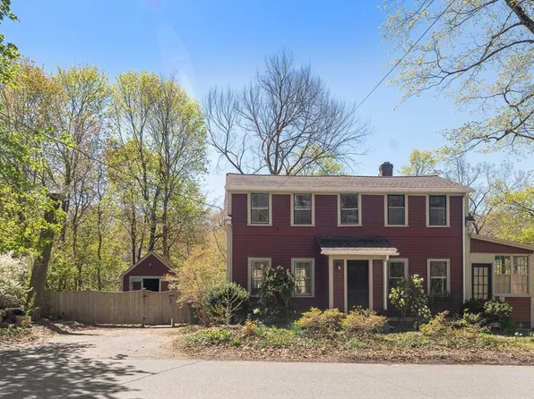 75 School St, Acton, MA 01720