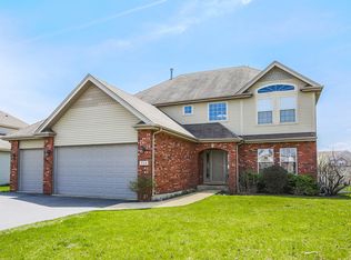 514 White Owl Ln, Oswego, IL 60543