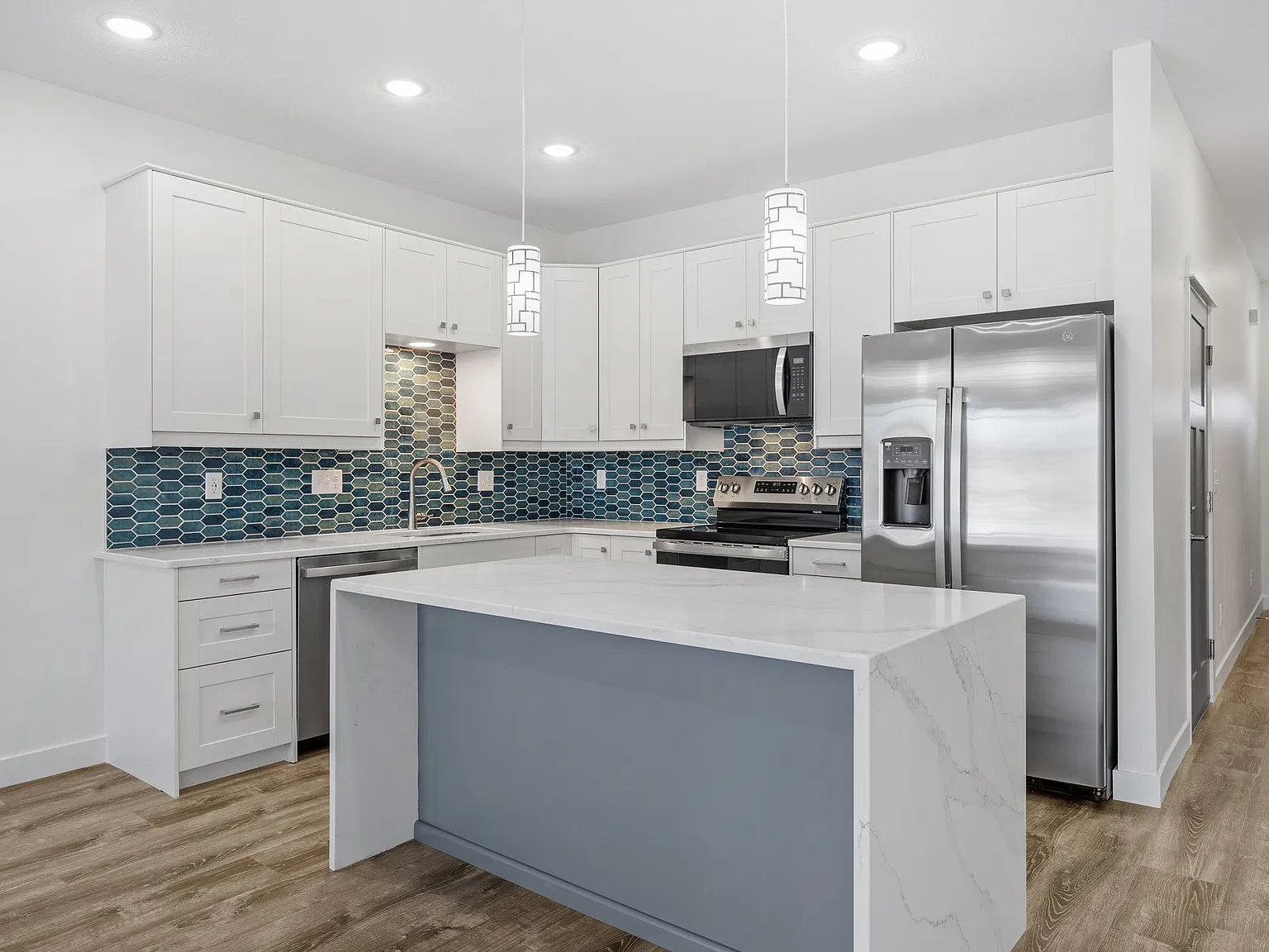 3 bed, 2.5 bath, 1344 sqft, $2,195 — Photo 3