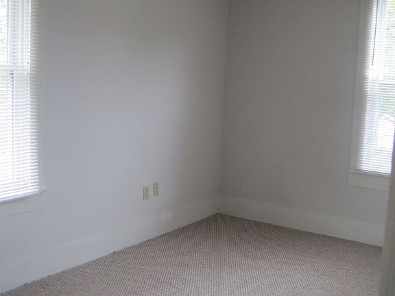 5th image of 1201 Cottage St