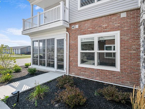 5th image of 2711 S Harbor Bay Dr #1211
