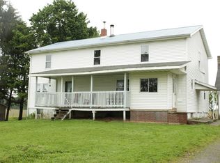 1667 District Rd, Fredonia, PA 16124