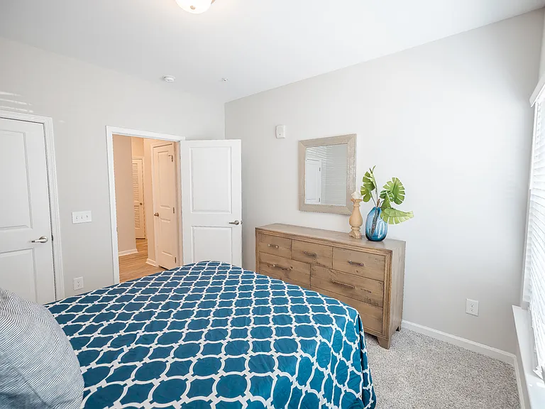 Grand Oaks Apartments — Photo 19
