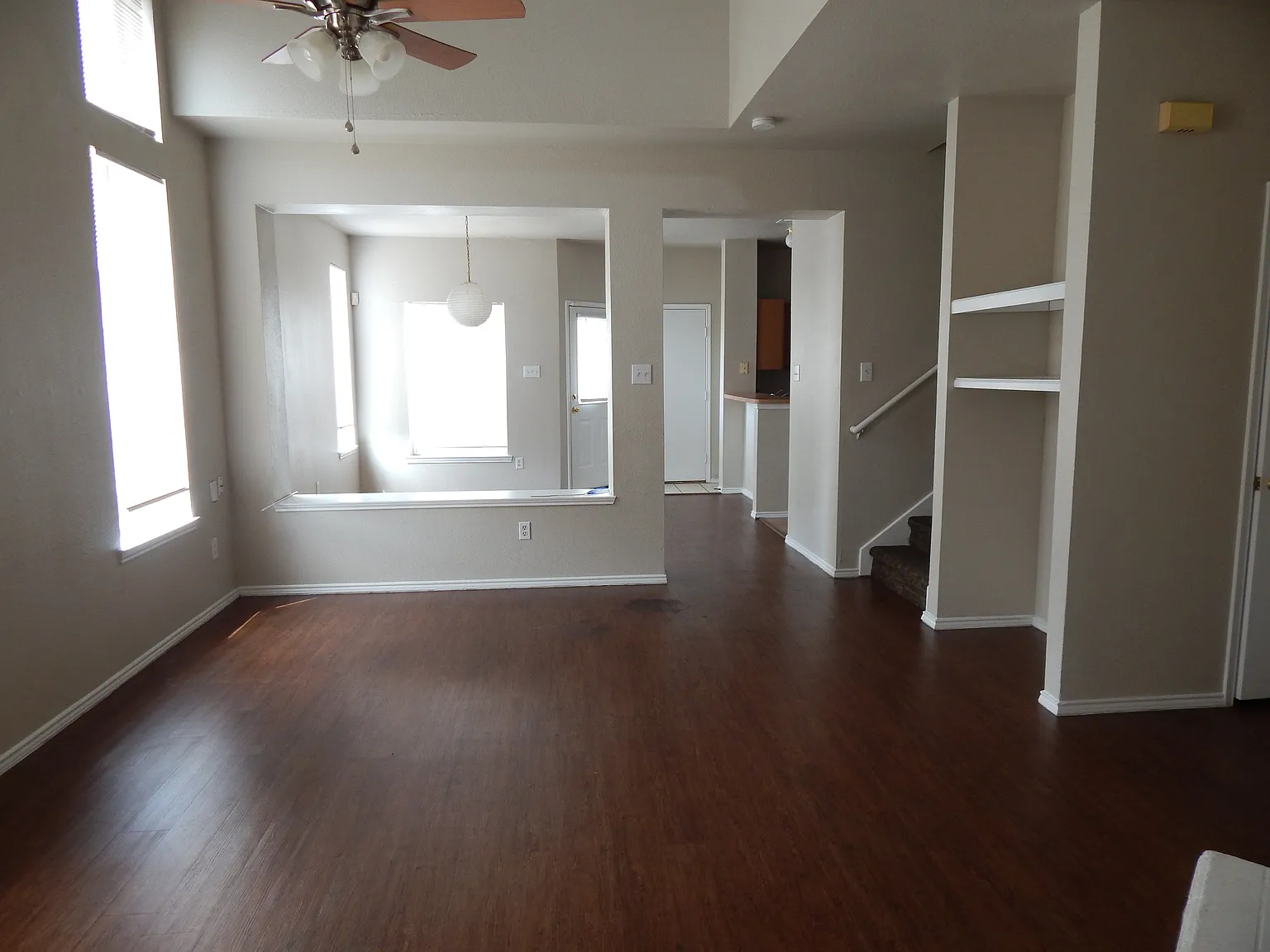 3 bed, 1591 sqft, $1,900 — Photo 3