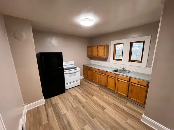 589 & 591 Marview Ave #2, Akron, OH 44310