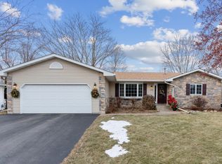 717 High Ridge Rd, River Falls, WI 54022