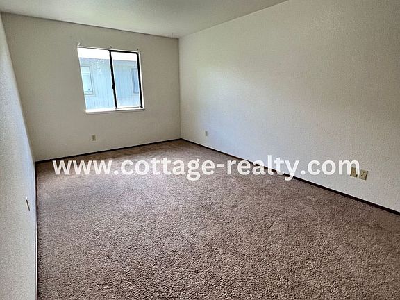 5th image of 1431 Larissa Cir APT C
