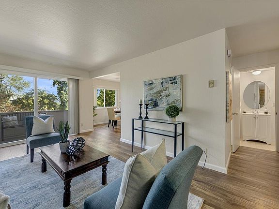 5th image of 7110 Rainbow Dr APT 15