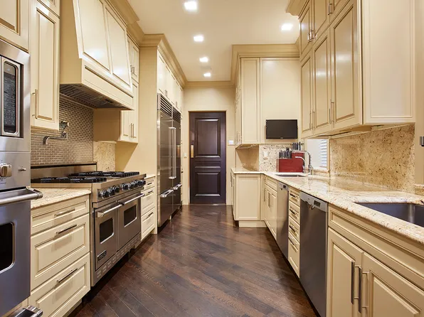 11 East 74th Street image 11 of 18