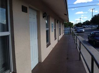 910 10th Ave S, Lake Worth, FL 33460