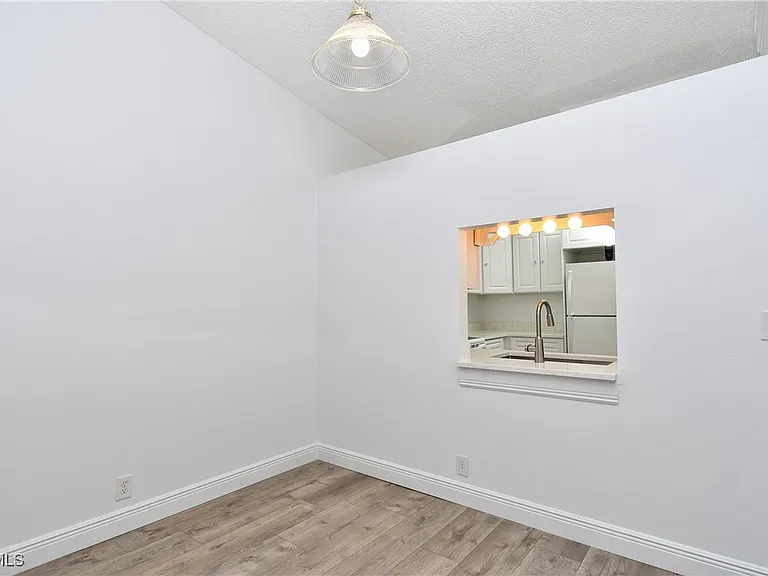17502 Island Inlet Ct — Photo 11