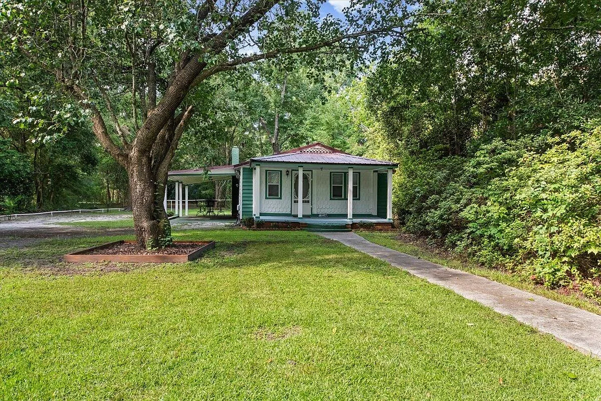 2 bed, 1.0 bath, 805 sqft, $1,850 — Photo 3