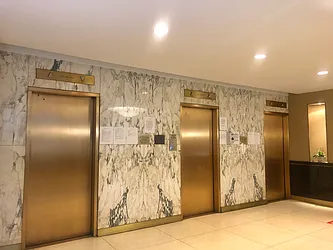 Rented by R New York