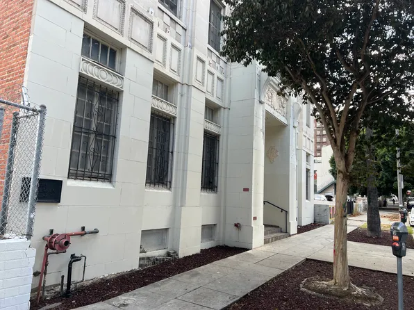 3906 Beverly Blvd #H611, Los Angeles, CA 90004