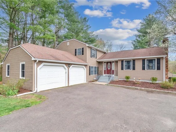 18 Alexander Lane, Suffield, CT 06078