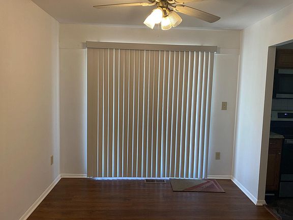3rd image of 2338 Woodberry Dr