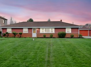 102 W Elaine Cir, Prospect Heights, IL 60070