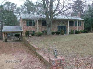 13011 Buckland Rd, Chester, VA 23831