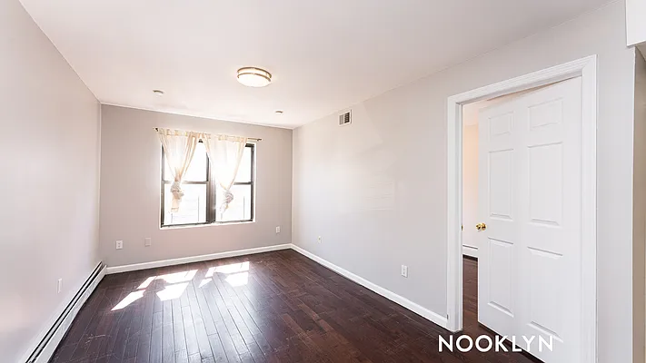 Rented by Nooklyn NYC LLC | media 12