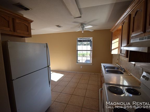 5th image of 728 W Bronze Dr APT 3