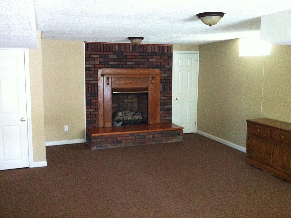 2nd image of 52 Tracy Ridge Rd