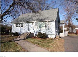 5 Hardwick Rd, Bristol, CT 06010