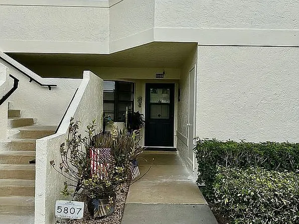 5807 Parkwalk Dr, Boynton Beach, FL 33472