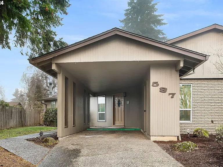 535 Hartke Loop — Photo 2