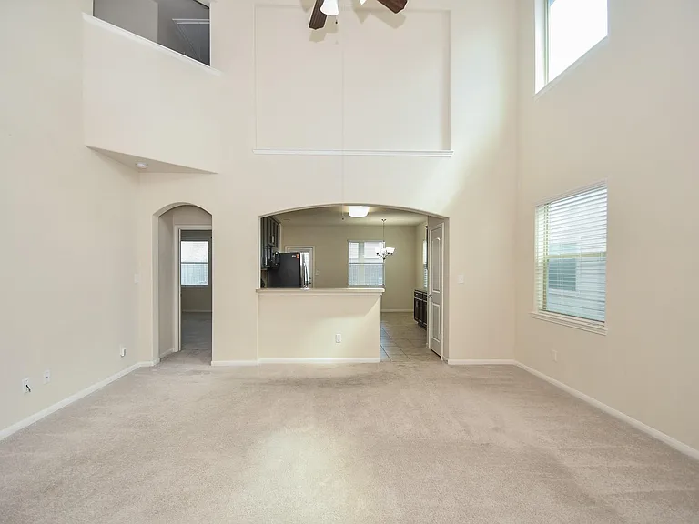 2738 Meandering Elm Trl — Photo 7