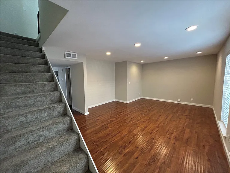 3811 Holland Ave #1 — Photo 9