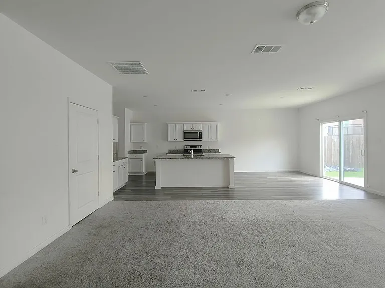 1809 Chapel Hill Rd — Photo 12