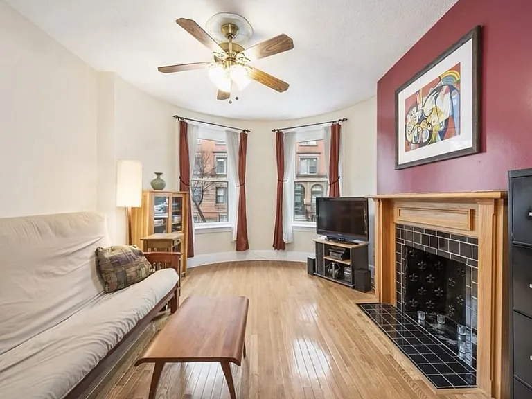 128 Hemenway St #102 — Photo 3