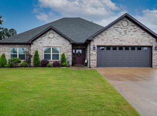 90 Pinnacle Dr, Bryant, AR 72022