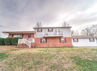 12083 Mallard Dr, Neosho, MO 64850