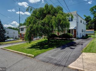 187 W Rodgers St, Ridley Park, PA 19078