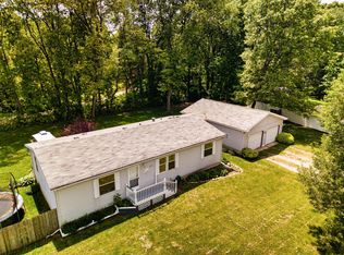 105 Ridgewood Trl, Delton, MI 49046