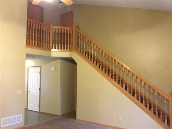 4th image of 28 Wrens Nest Ct