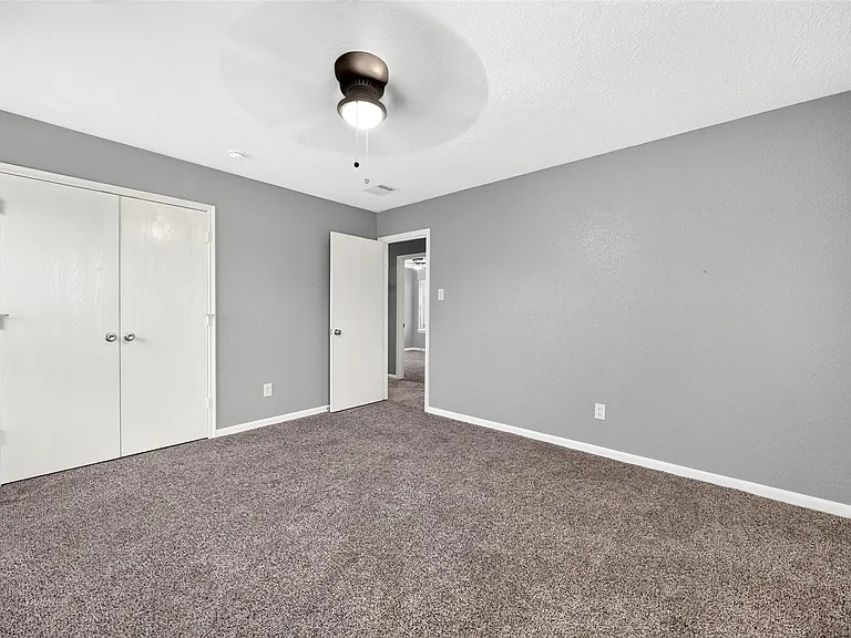 20722 Fair Castle Dr — Photo 32
