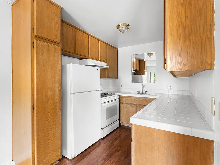 4193 Greenbush Ave #2 — Photo 6