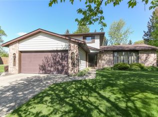 3909 Sherbrook Oval, Brunswick, OH 44212