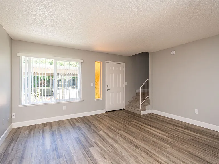Redwoods at Mather Station Apartments — Photo 69