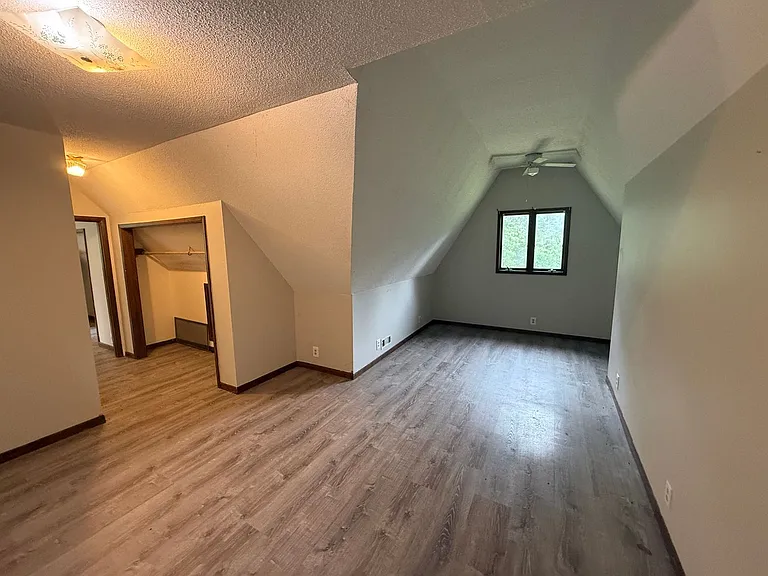 4284 Jefferson St — Photo 34