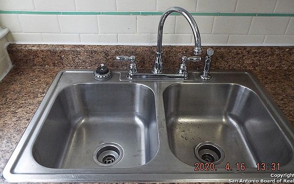 3rd image of 421 Maverick St #7