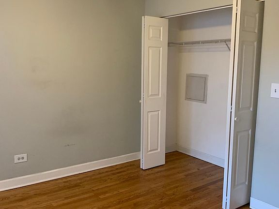 5th image of 620 W Roscoe St #C9kjkh1qg