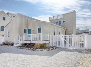 4 W Chatham Rd, Beach Haven, NJ 08008