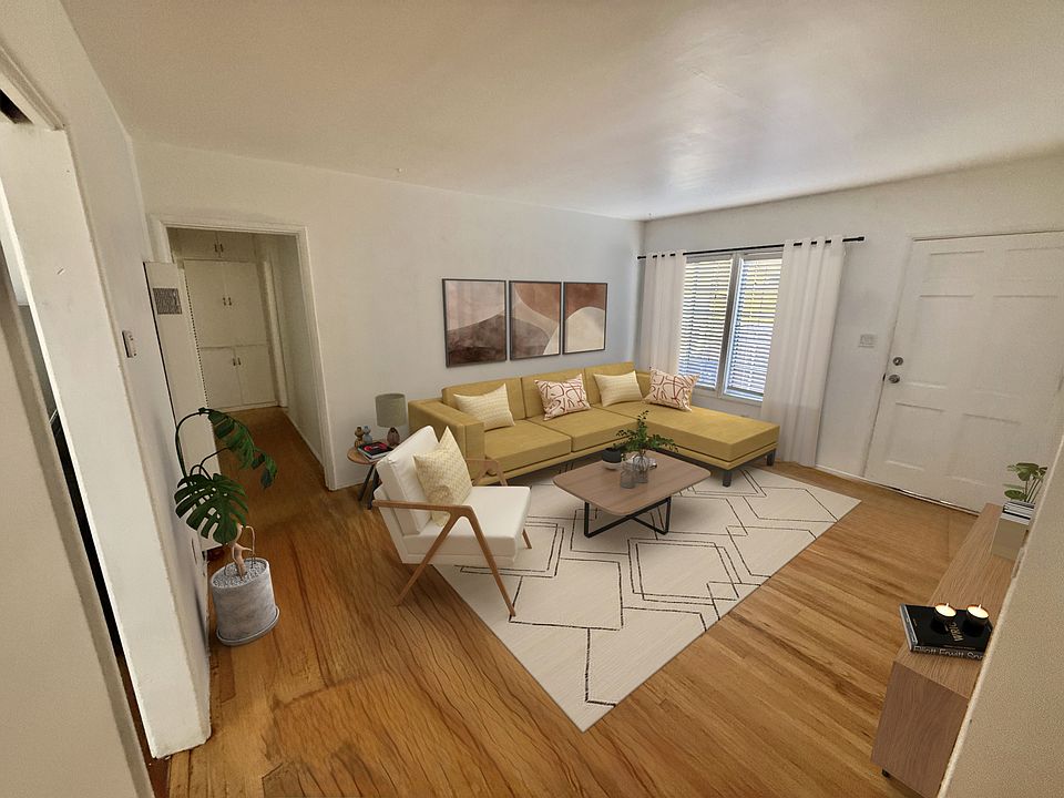 1st image of 221 W 14th St #223