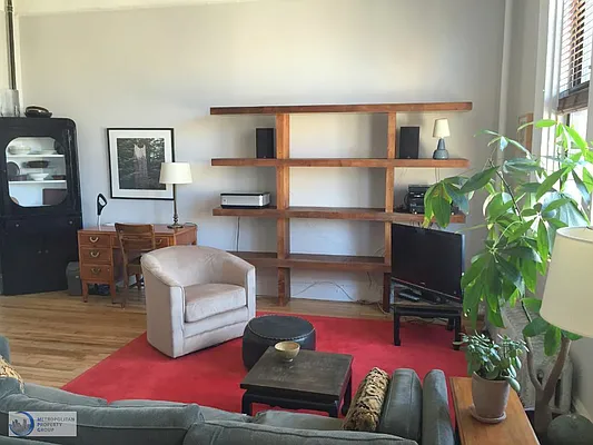 Rented by Metropolitan Property Group | media 21